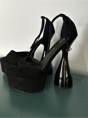 Platform Slingback Heels with Sculptural Heel in Black
